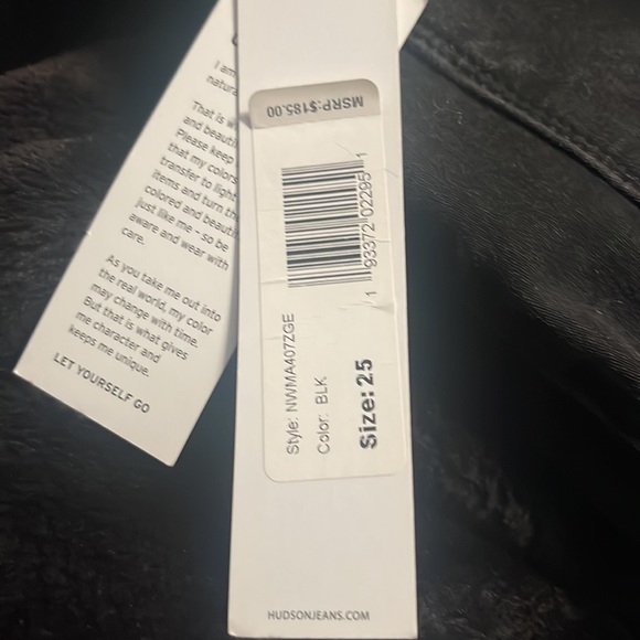 Hudson Nico Mid-Rise Rise Super Skinny Jean in Black - Picture 5 of 5